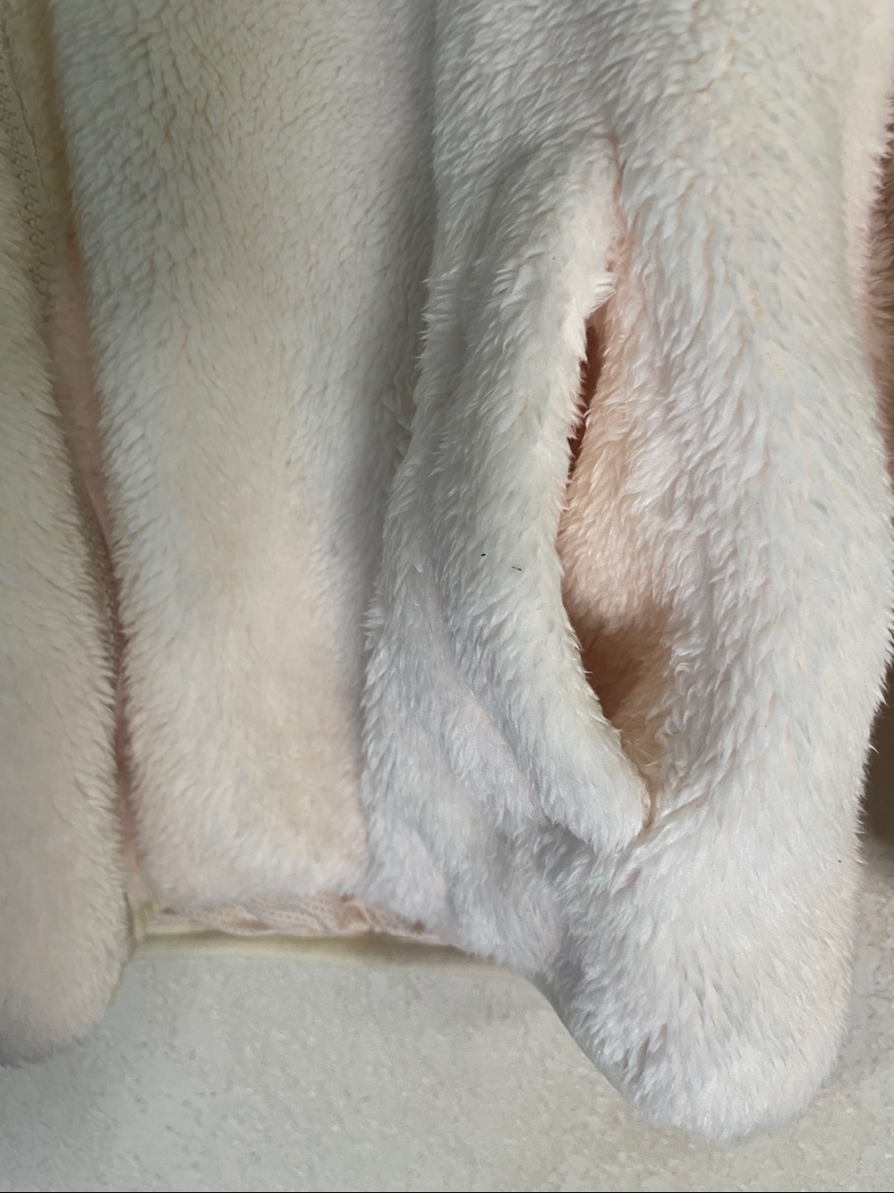 entro Cozy Faux Fur Jacket floral appliqué - Picture 10 of 12